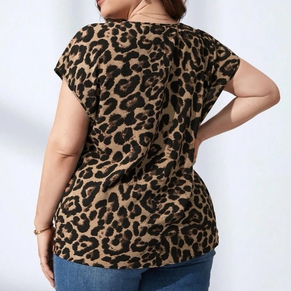 Boho leopard print v neck blouse - Picture 8 of 10